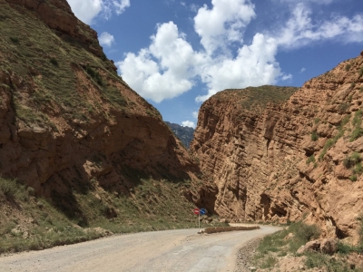 Heading into the final gorge before Naryn