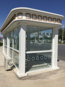 That my friends is an air-conditioned bus stop...!