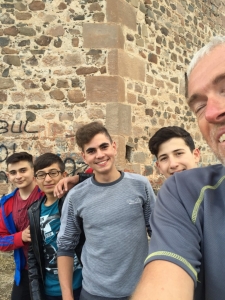 Making friends at Şebinkarahisar citadel